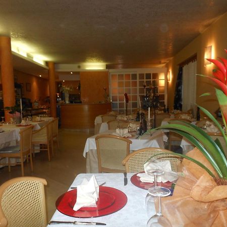 Hotel Ristorante Miralago Гарда Екстериор снимка